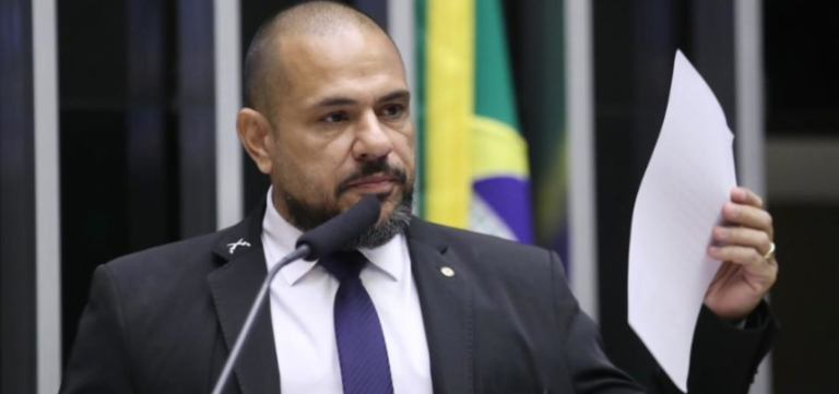 Deputado Sargento Portugal reafirma compromisso com a segurança e luta contra a Resolução 252